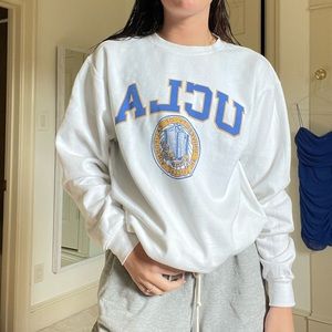 UCLA CHAMPION SWEATSHIRT